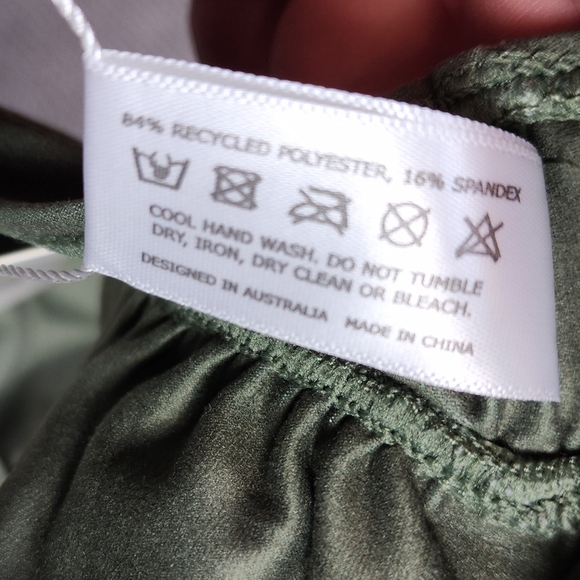 NWT Dream Bandits Sustainable Green Ruffle Low Rise Byron Bikini Breif Sz Small - Picture 9 of 11